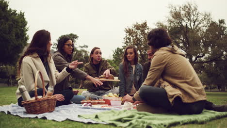 Food,-friends-and-the-outdoors