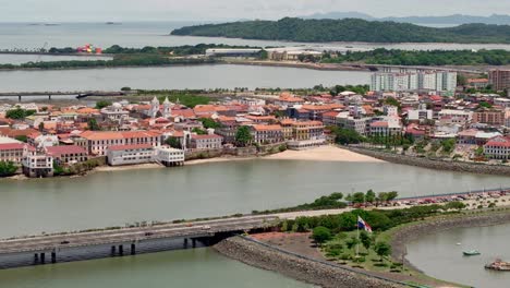 cinta costera 3 and amador causeway in the background