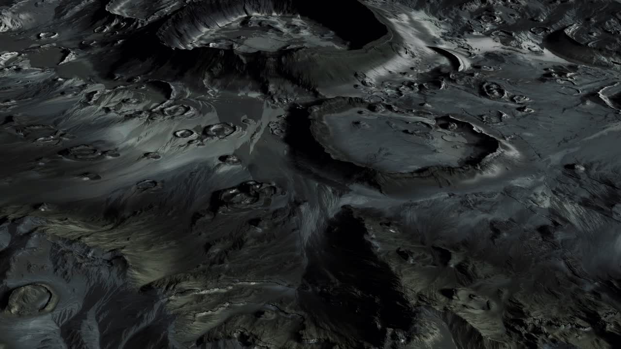 поверхность луны с множеством кратеров