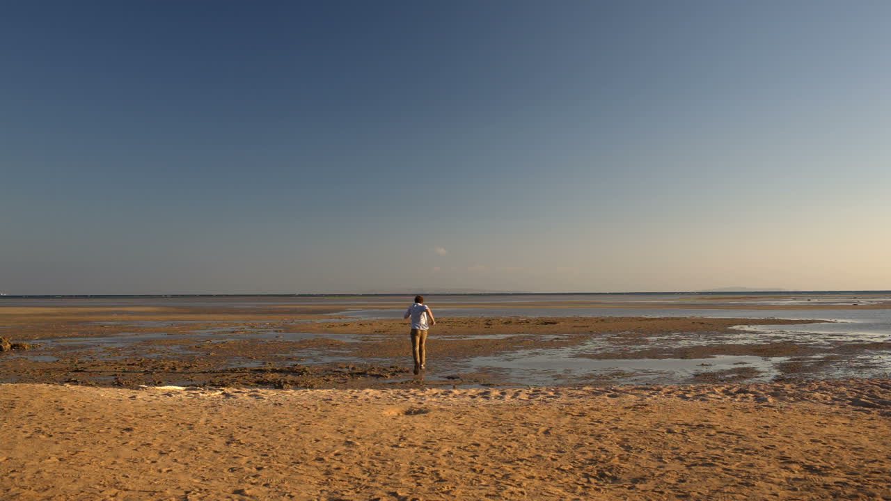 행복한 남자가 도망쳤어