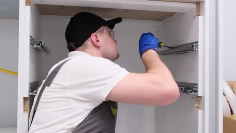vertical video showing siphon installation in kitchen