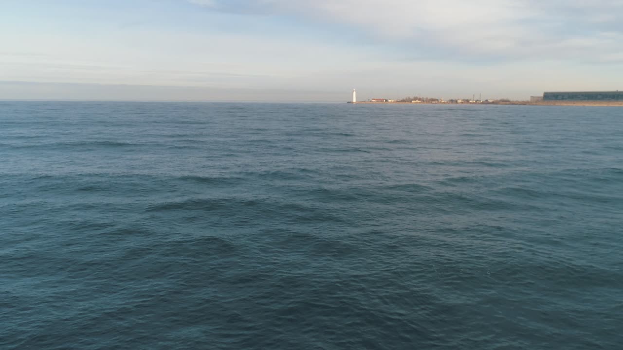 바다 위 의 등대