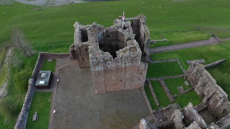 overhead 14th castle shot inglaterra