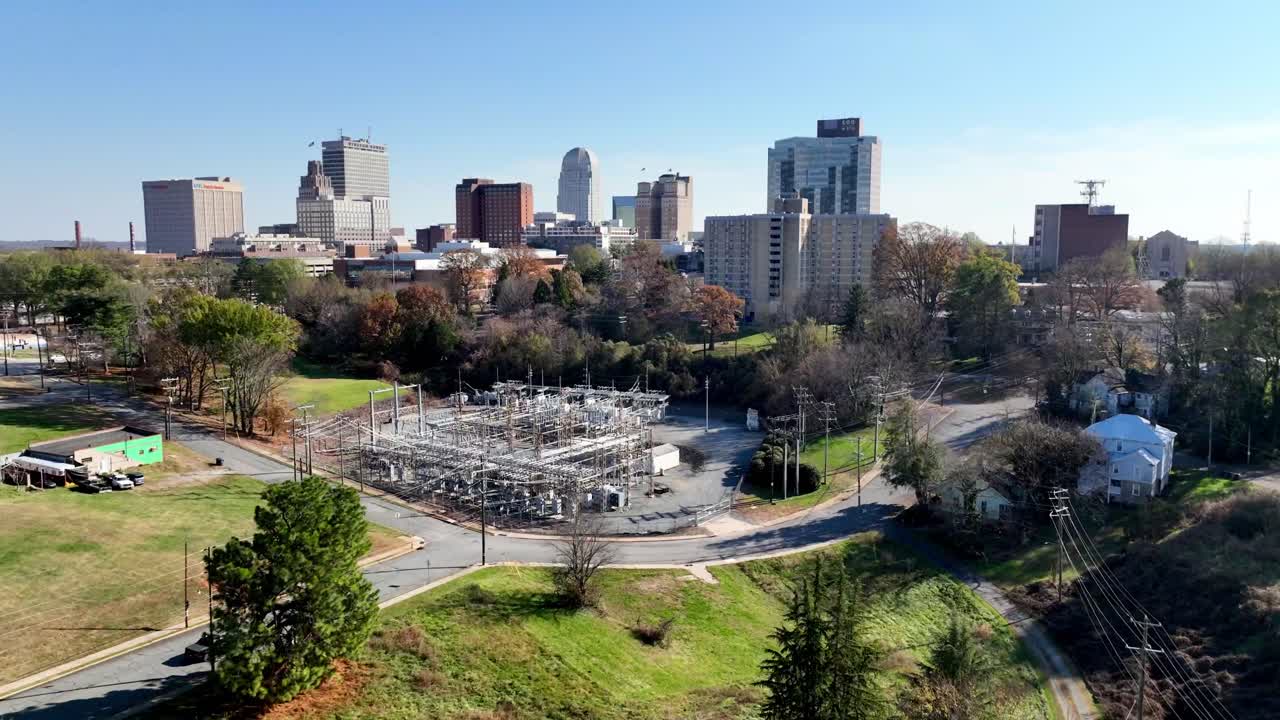 윈스턴세일럼 nc, 노스캐롤라이나 스카이라인으로의 공중 밀기