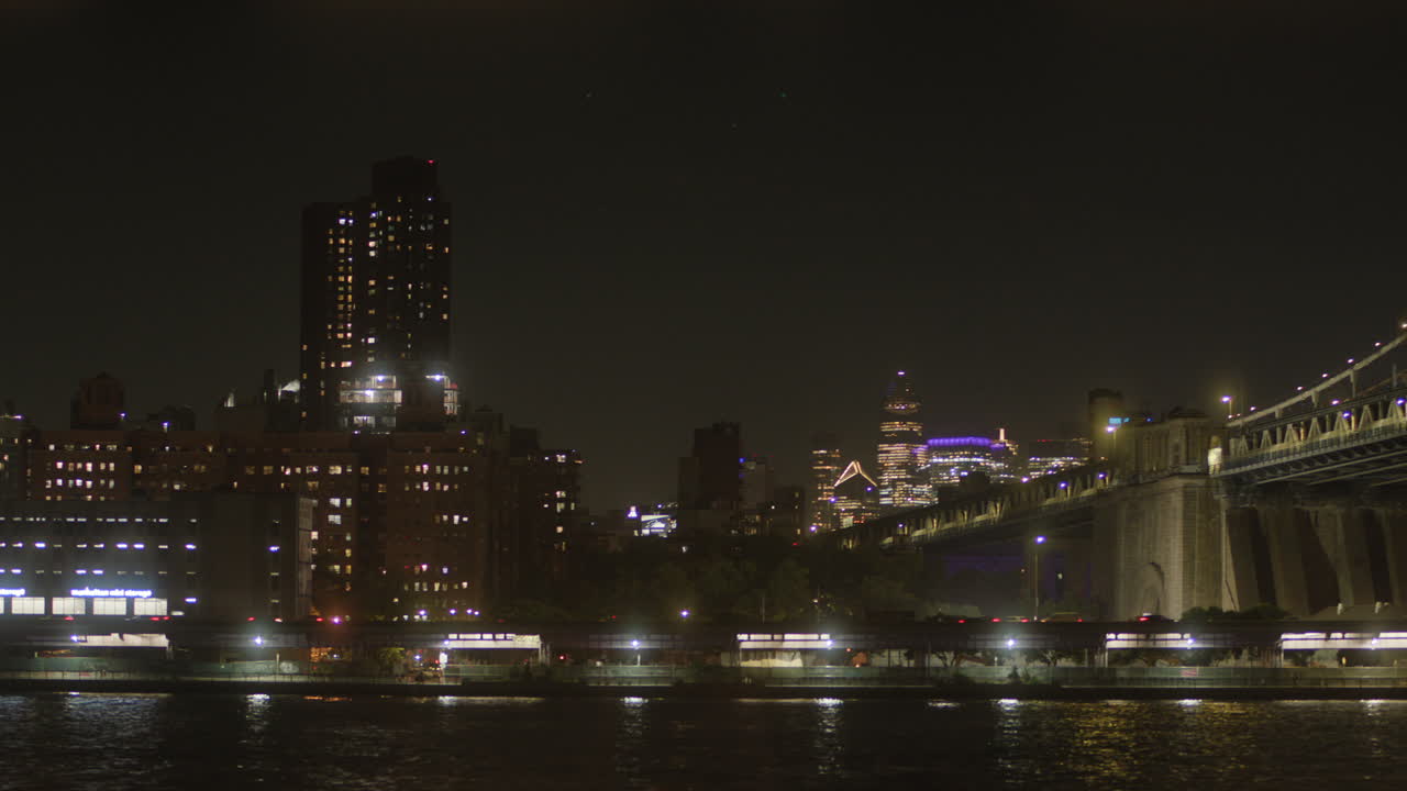 밤에 브루클린 다리의 거리 촬영, 뉴욕의 스카이 라인, 뉴욕 시티 라이트, 각도 뷰