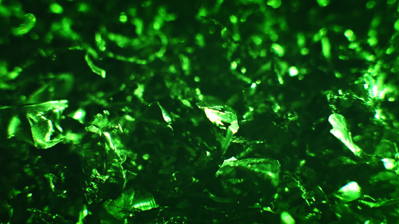 Emerald color metal alloy fillings