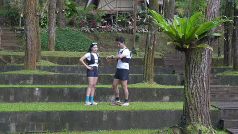 couple resting after hiking