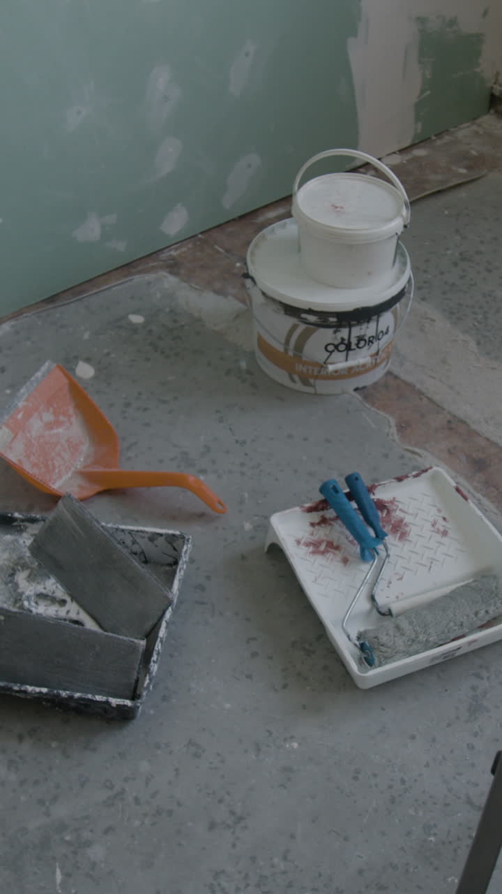 Painting tools and materials for renovation and construction