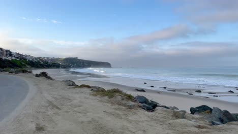 Ein-Wunderschöner-Sonnenaufgang-In-Dana-Point,-Kalifornien