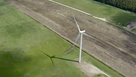 Statischer-Schuss-Einer-Windkraftanlage-Von-Oben