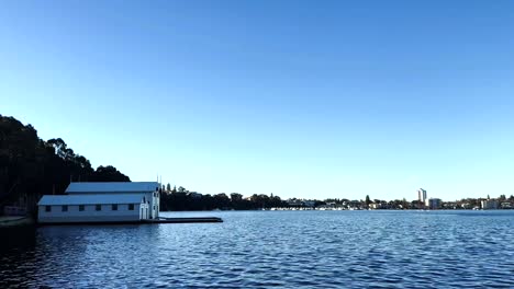 Boathouse-wide-shot-on-Swan-River-at-Peppermint-Grove,-Perth,-Western-Australia