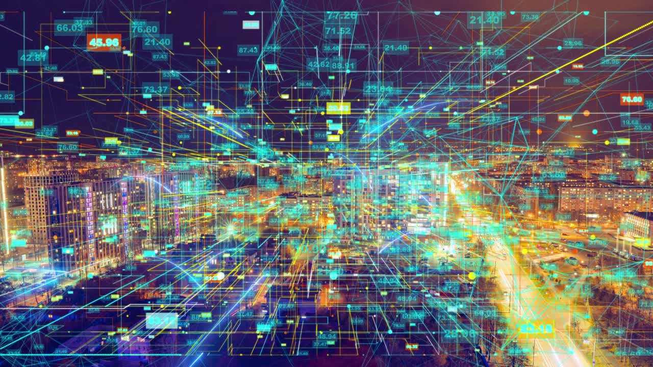 la ciudad inteligente imágenes aéreas de drones hologramas arcos de información que se forman durante la comunicación de red red futurista red y tecnología 5g drone baja luz 4k. bucle de video, lapso de tiempo