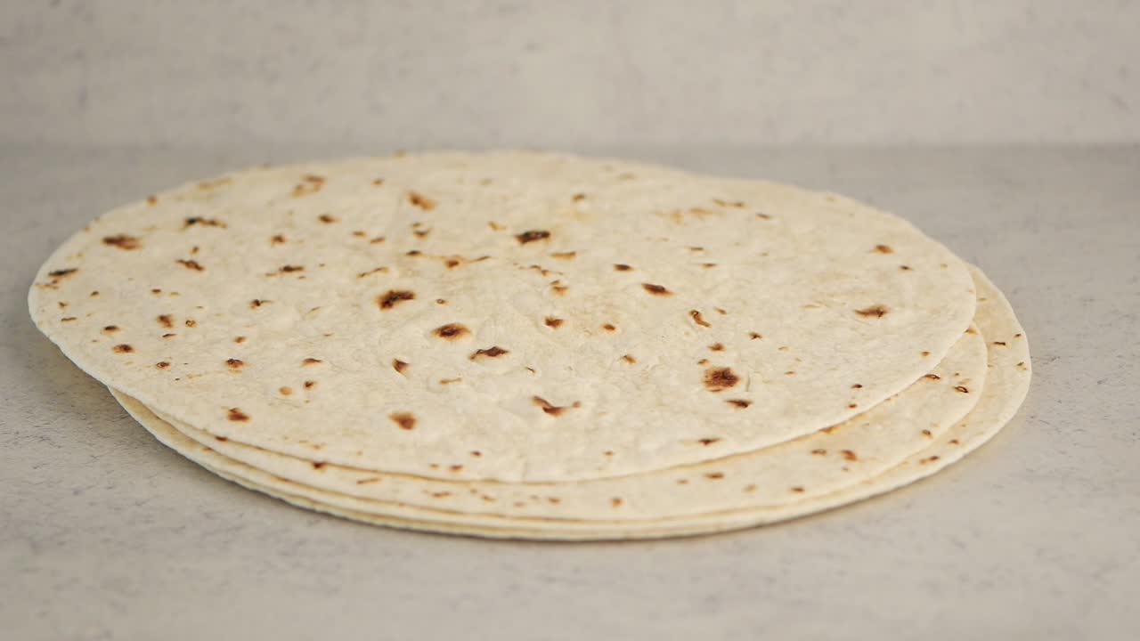 una pila de tortillas