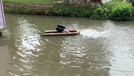 Low-speed-surface-aerator-water-turbine-working-in-middle-of-river