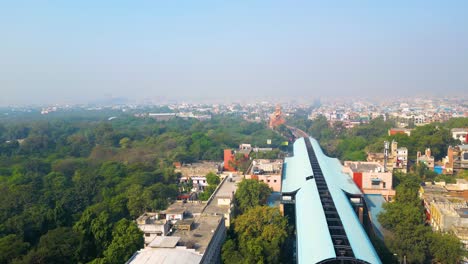 Vista-Aérea-De-La-Estación-De-Metro-Karol-Bagh