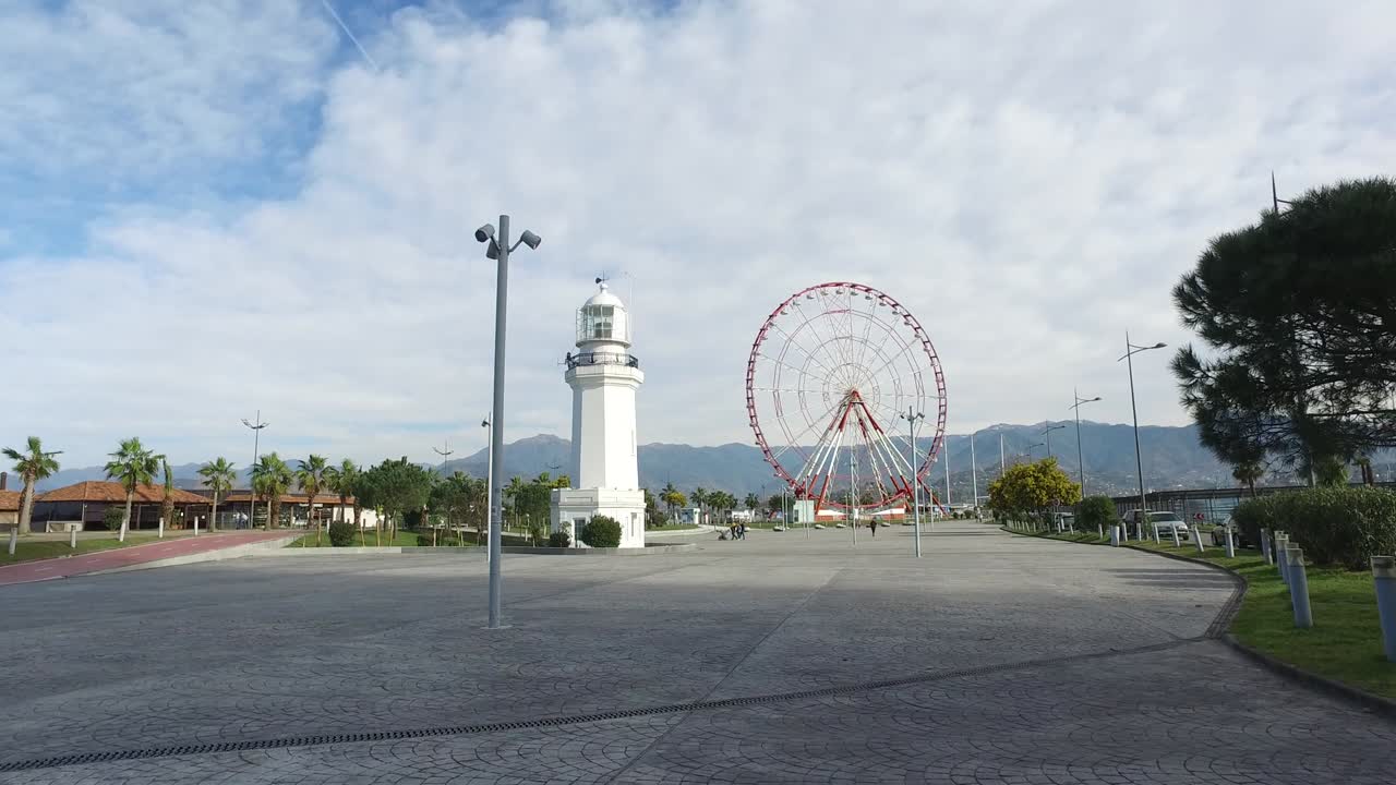 관광객이 없는 바투미 (batumi) - 조지아 주 바투미의 백색 등대 (white lighthouse)