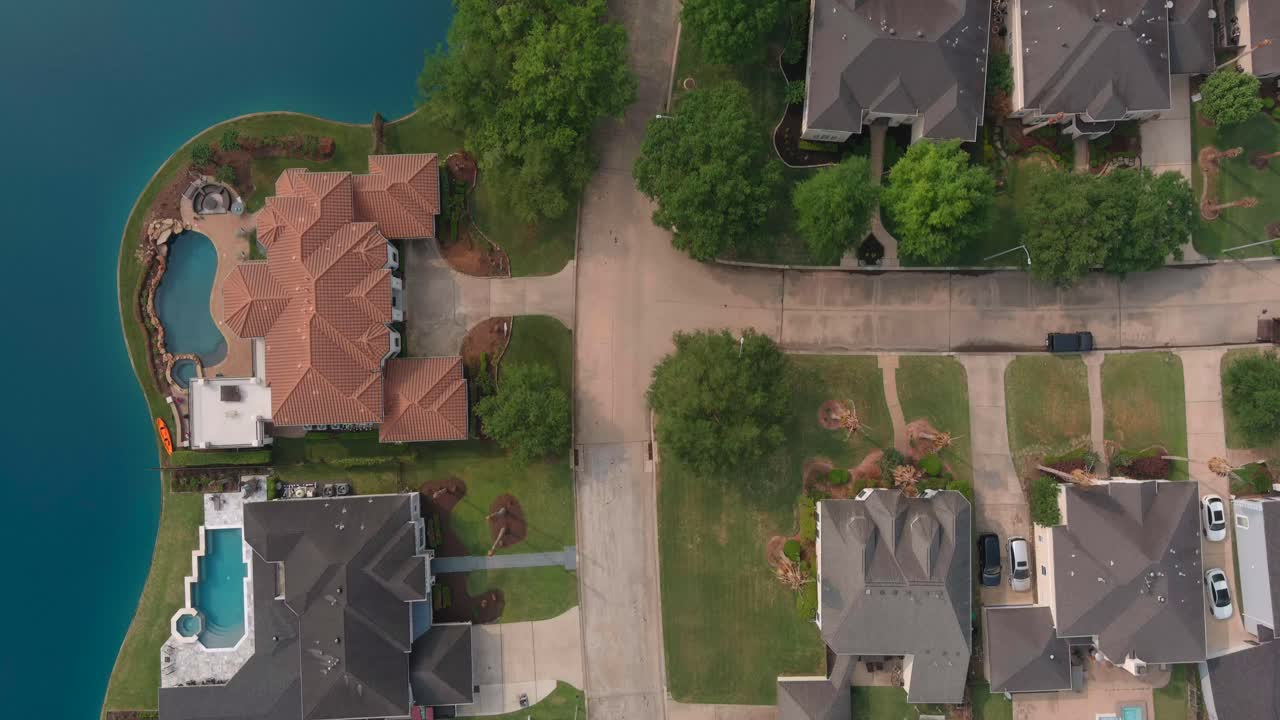 Aerial view of affluent homes in Houston, Texas