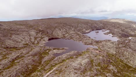 A slow-motion recording of Portugal&#039;s highest point in the Serra de Estrella