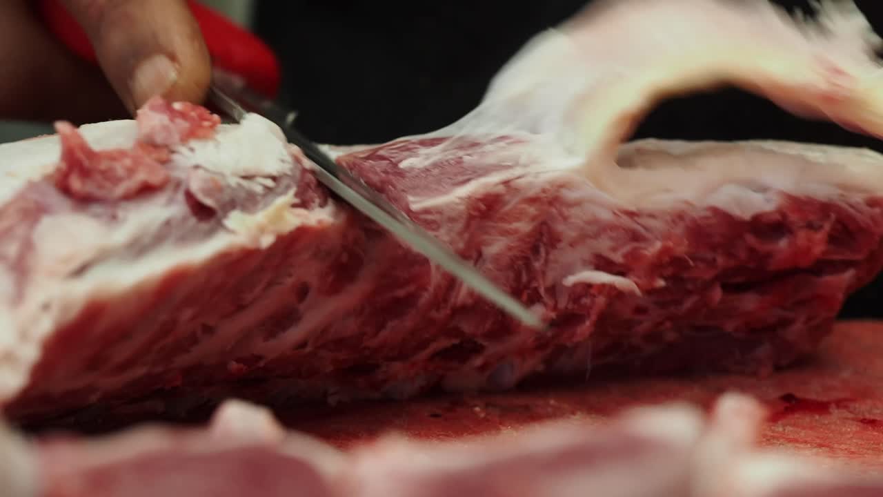 Primo piano di carne cruda
