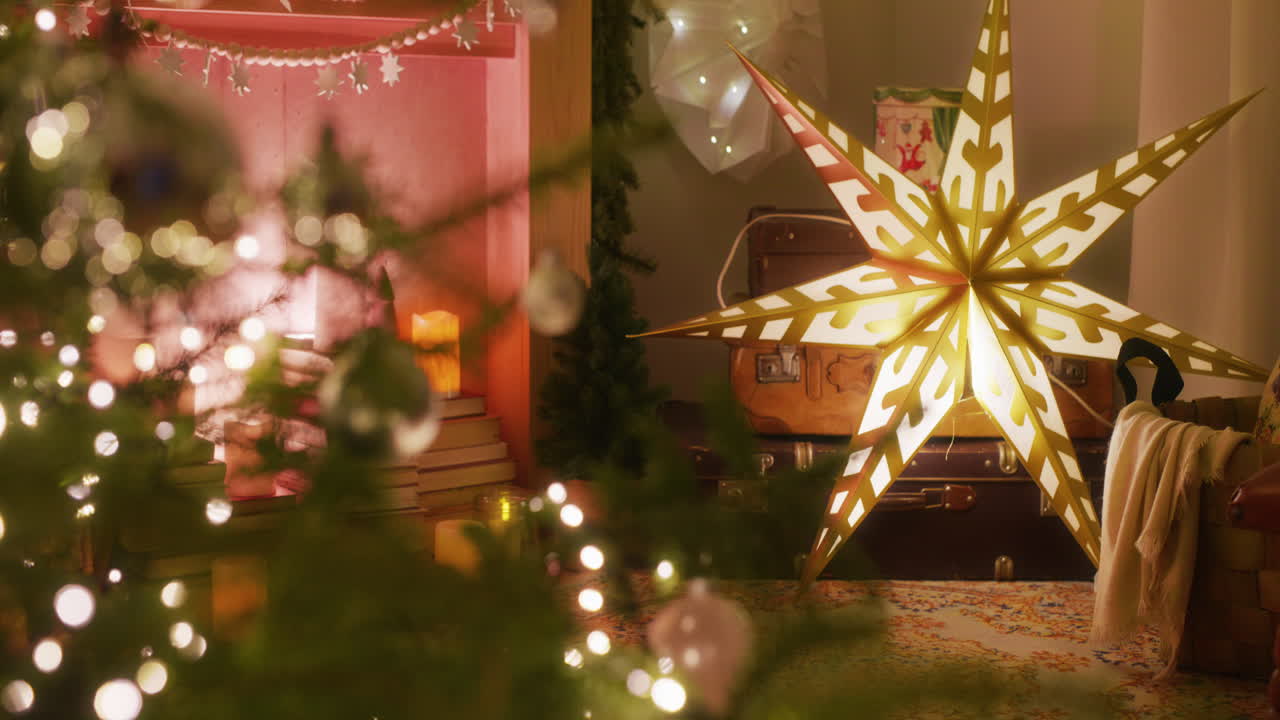 decoración del hogar de vacaciones con vidrieras brillantes de estrellas