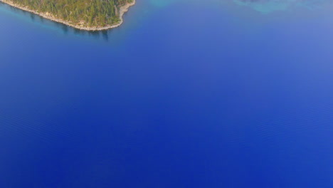 加利福尼亞大火的煙霧接近法內特島 (fannette island)