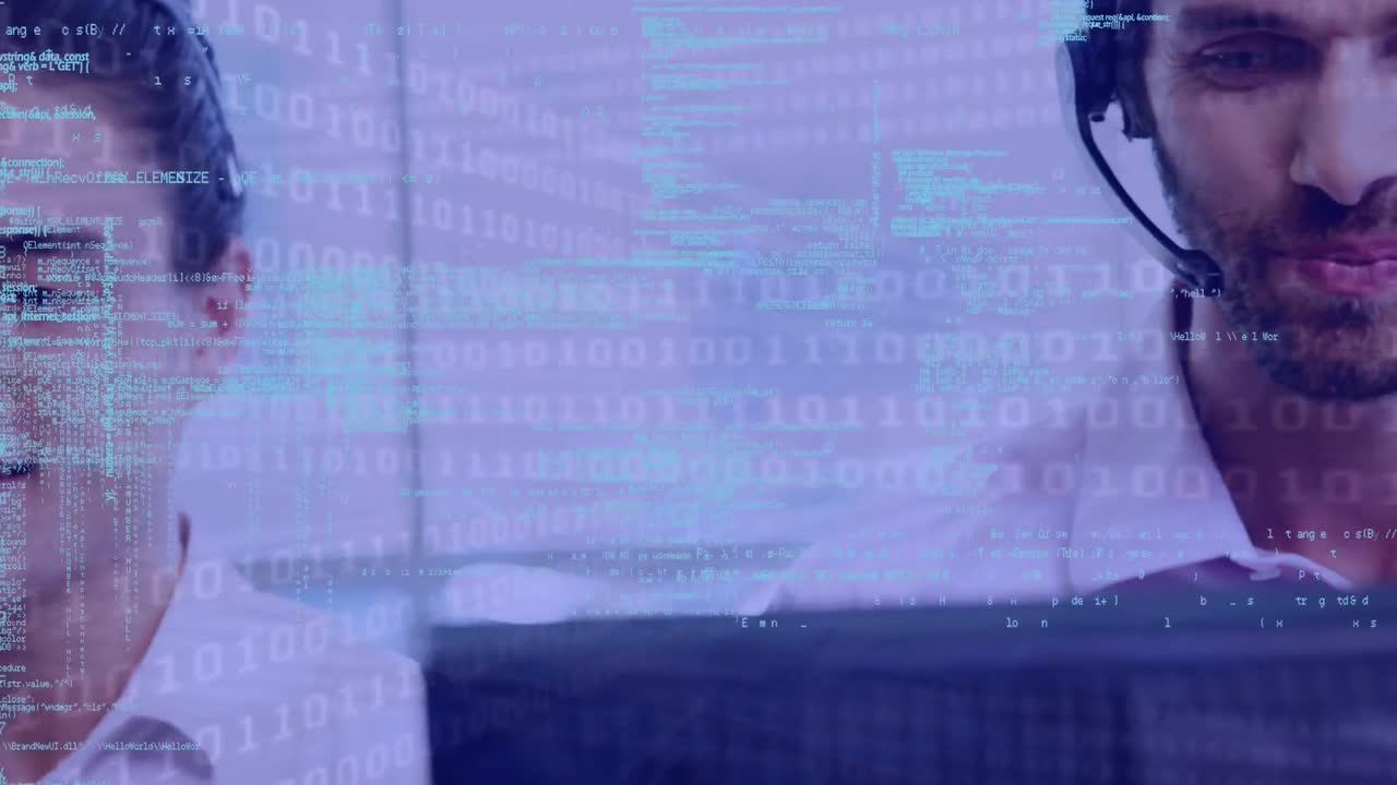 animación del procesamiento de datos sobre diversas personas de negocios que usan auriculares telefónicos