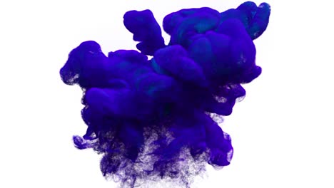 tinta de partícula. tinta azul 3d inyectada en agua sobre fondo blanco con luma matte como canal alfa. efecto de tinta con pluma de tinta masiva. puffs de pintura bajo el agua para efectos o fondo brillante.