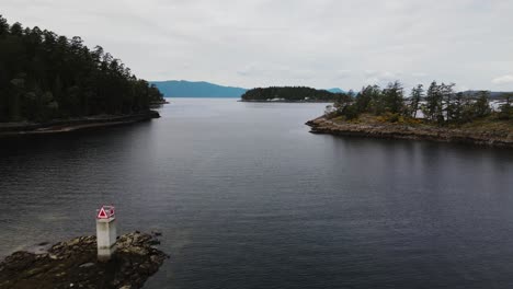 Flying-between-islands-in-British-Columbia