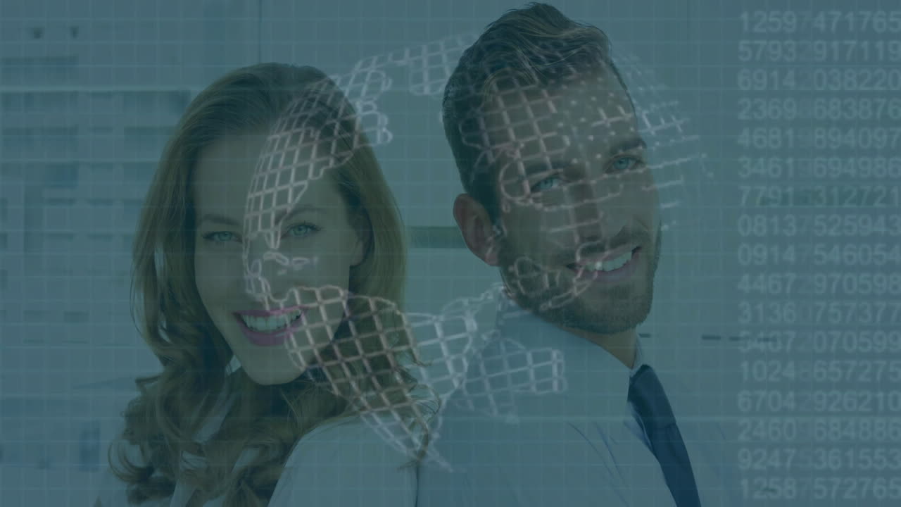 de espaldas a espaldas, hombres de negocios sonrientes con animación de globo digital sobre el fondo de la cuadrícula