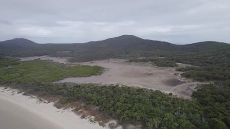 Scenic-Beach-And-Shore-Of-Great-Keppel-Island-In-Queensland,-Australia---aerial-drone-shot