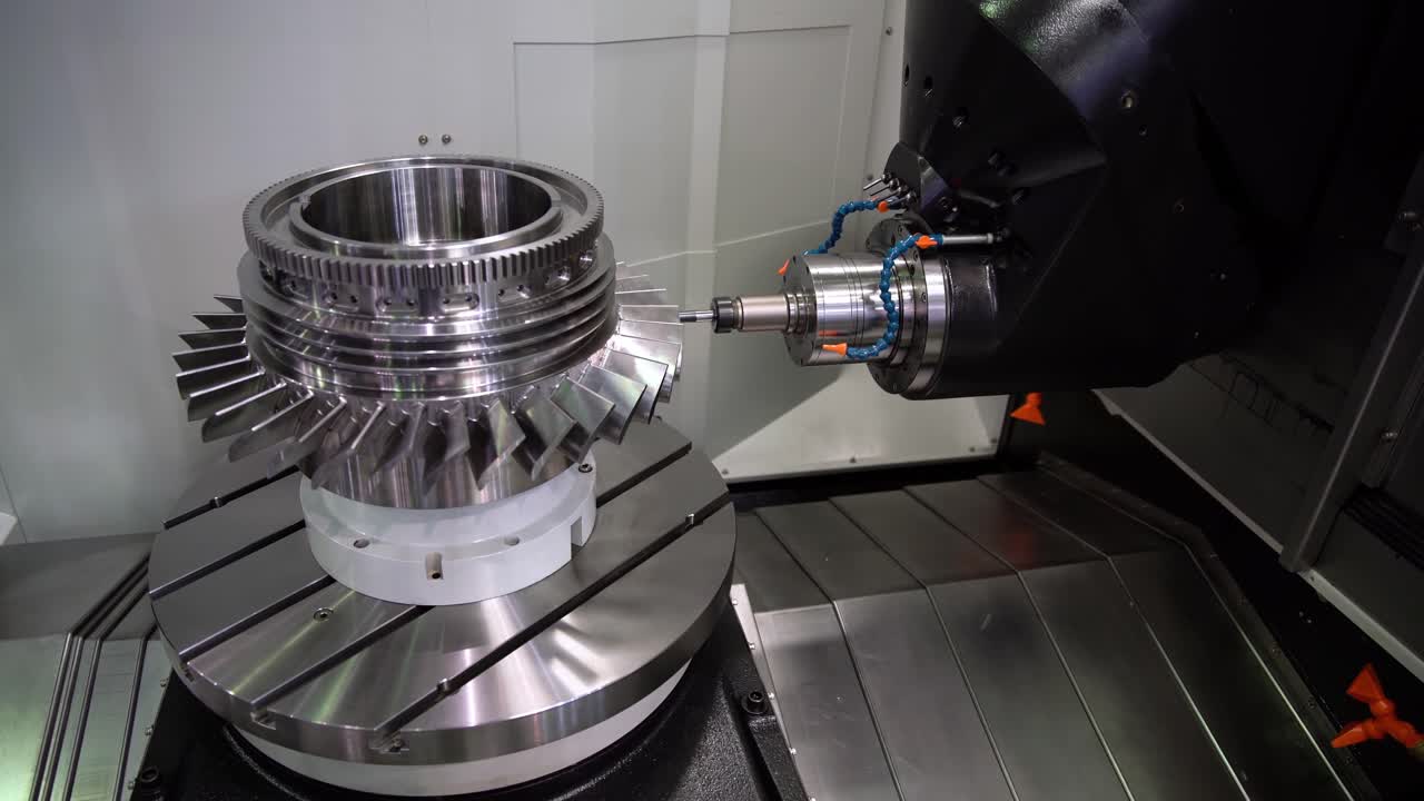 macchina di fresatura cnc per la lavorazione dei metalli.