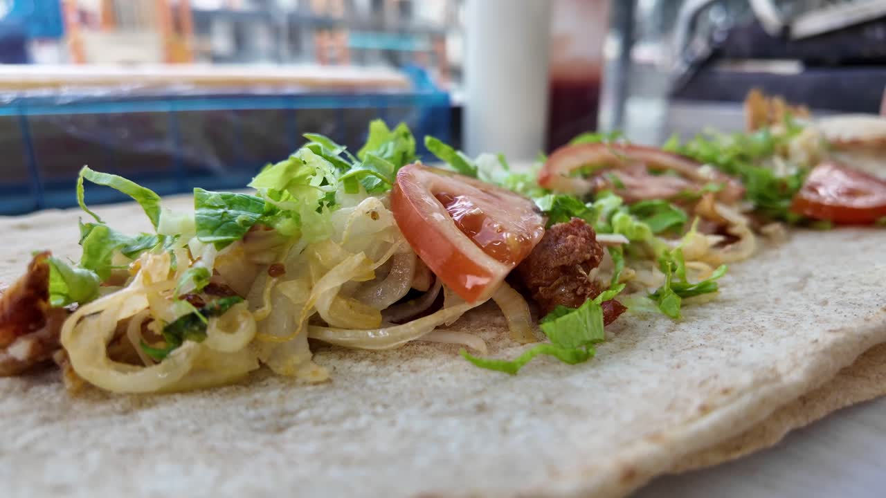 un sándwich de pita muy delicioso.