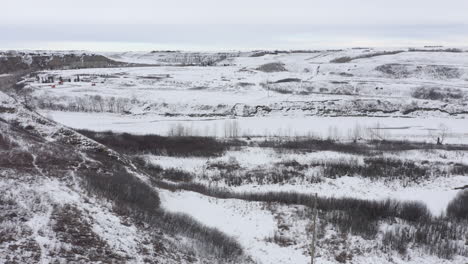 Praderas-En-Alberta,-Canadá-Congeladas-Desde-Un-Dron