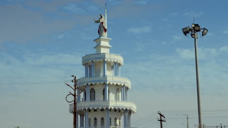 edificio de la torre de la capilla en kollam kerala india