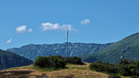 Bandera-Del-País-Griego-Grecia-Ondeando-Con-El-Viento,-Color-Blanco-Y-Azul