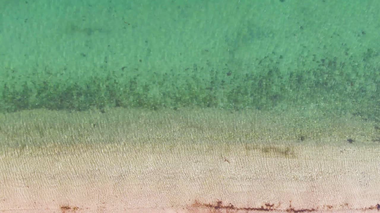 미국 매사추세츠주 마사의 포도원 근처 포도원 항구 항구의 수정처럼 푸른 바다