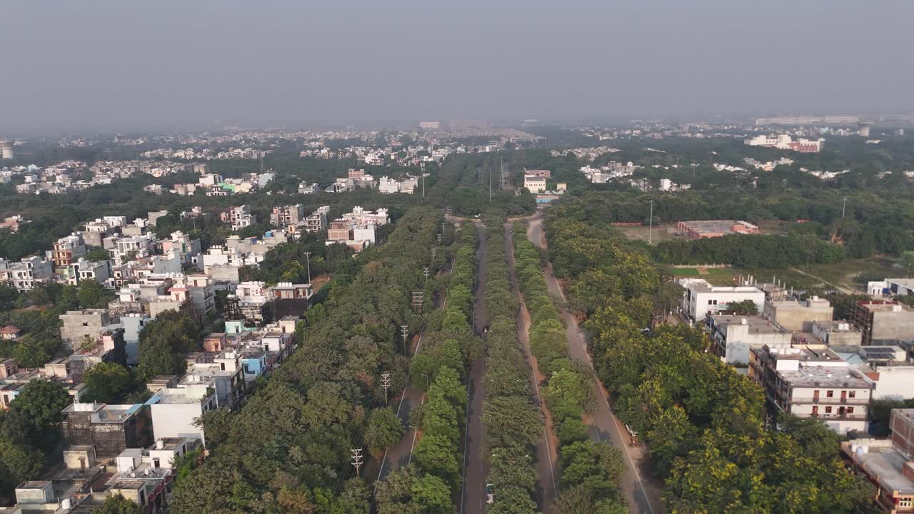 The expanding infrastructure of Greater Noida, including smooth roads and new towers, makes it ideal for showcasing India’s urban progress