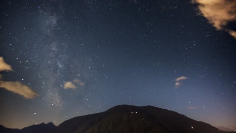 Zeitraffer-Sequenz-Der-Milchstraße-Bei-Meran-In-Südtirol,-Italien