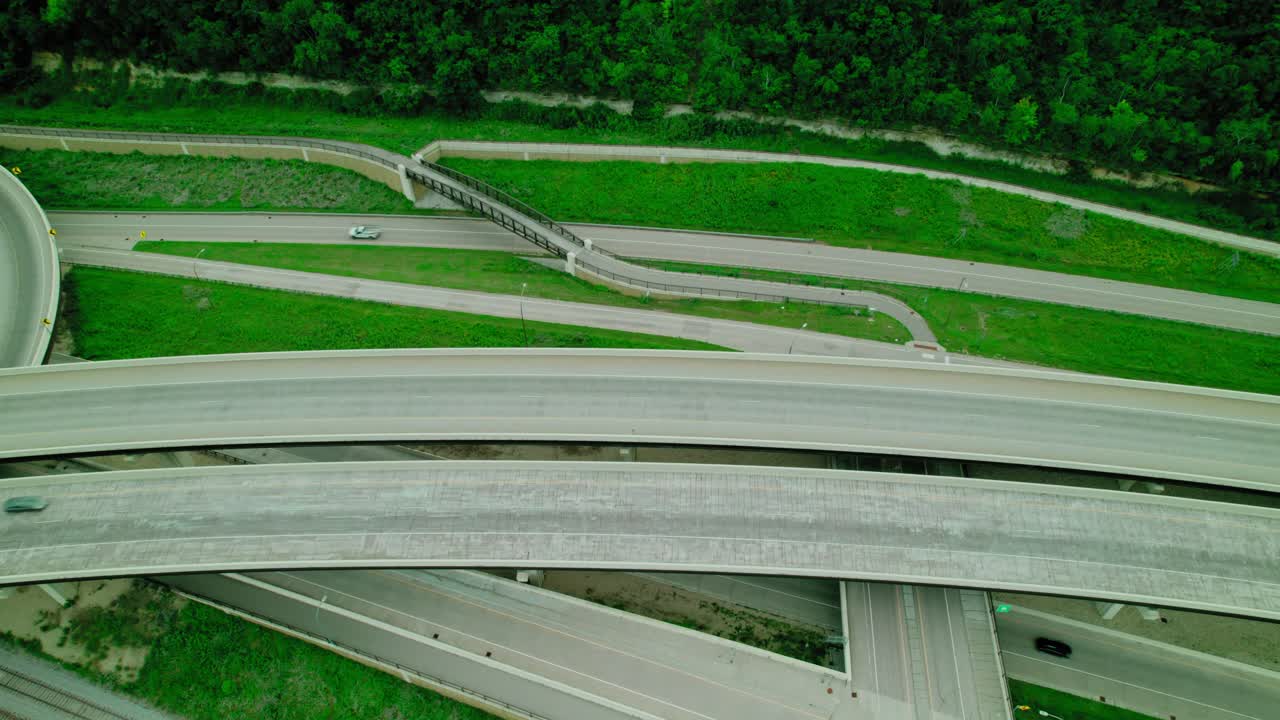 고속도로 교차로 의 공중 사진