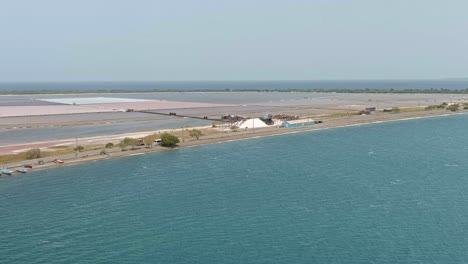 Salinen-In-Las-Salinas-Von-Bani-In-Der-Dominikanischen-Republik