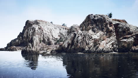 Coastline-with-ocean-and-rocks