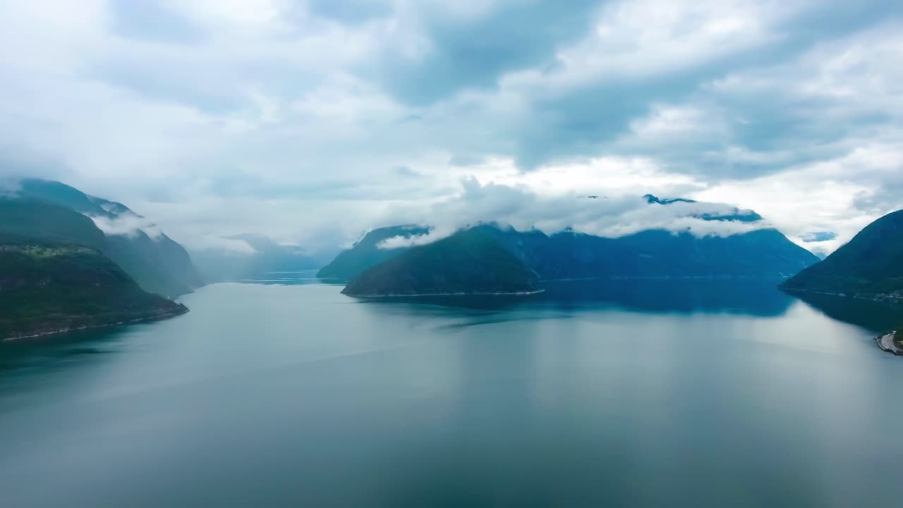 공중 영상 아름다운 노르웨이의 자연.