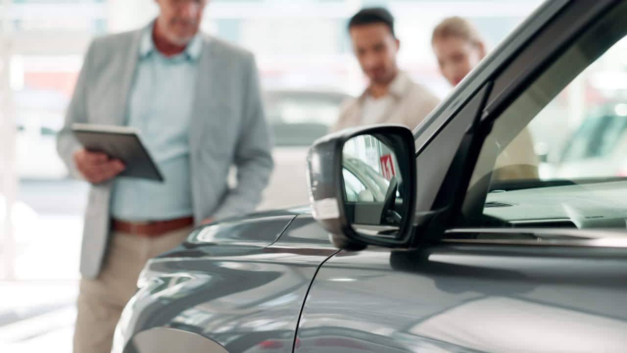 visita al concesionario de automóviles