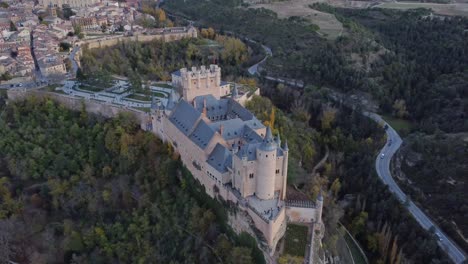 Altes-Schloss-Am-Herbsttag