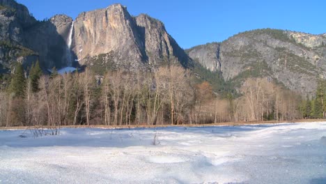 yosemite valley and national park in snow 1