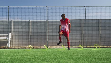 Soccer-players-training-on-field