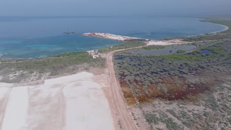 sitio de construcción de puerto cabo rojo y hotel pedernales en la república dominicana