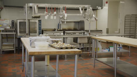 Establishing-shot-of-trade-school-kitchen-class