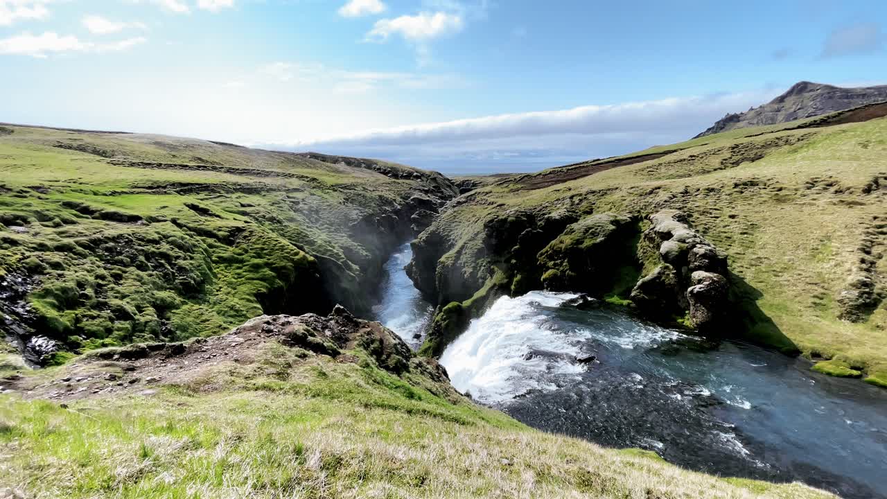 Iceland - Exploring Iceland's Magnificent Skoga River: A Hiker's Paradise
