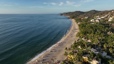 Sayulita,-Mexico's-main-beach-and-town